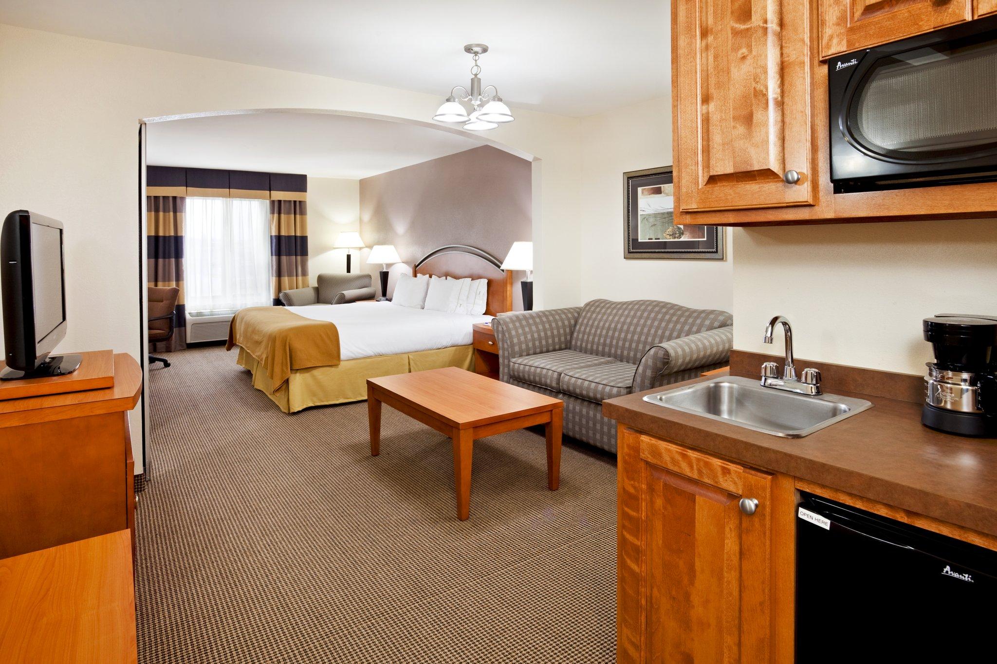 Holiday Inn Express Forest City By Ihg Extérieur photo