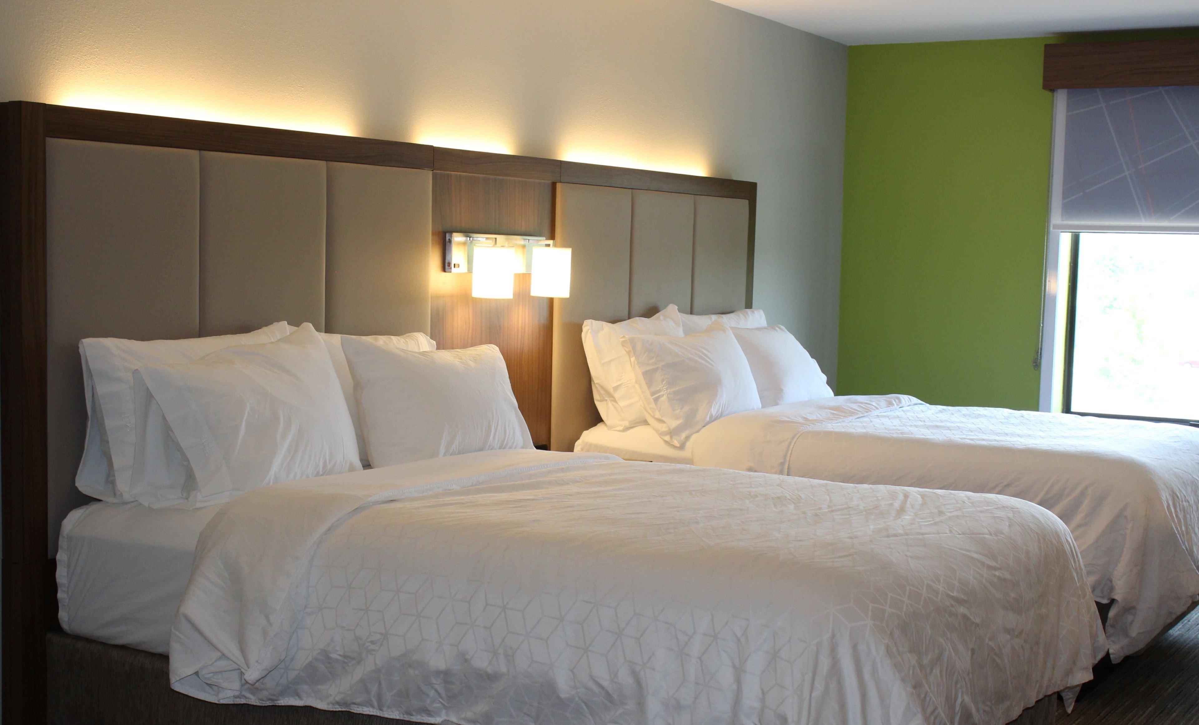 Holiday Inn Express Forest City By Ihg Extérieur photo