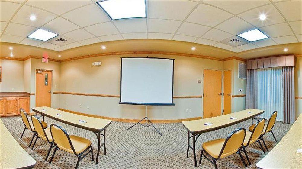 Holiday Inn Express Forest City By Ihg Extérieur photo